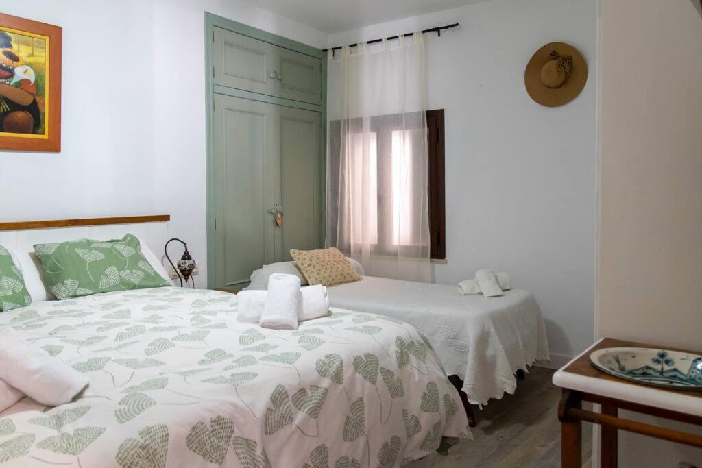 Apart Mezquita Con Parking Gratuito Кордоба Екстериор снимка