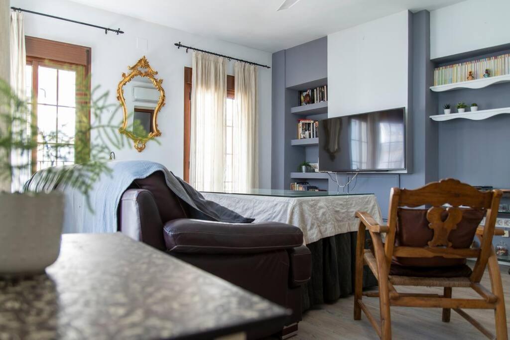 Apart Mezquita Con Parking Gratuito Кордоба Екстериор снимка